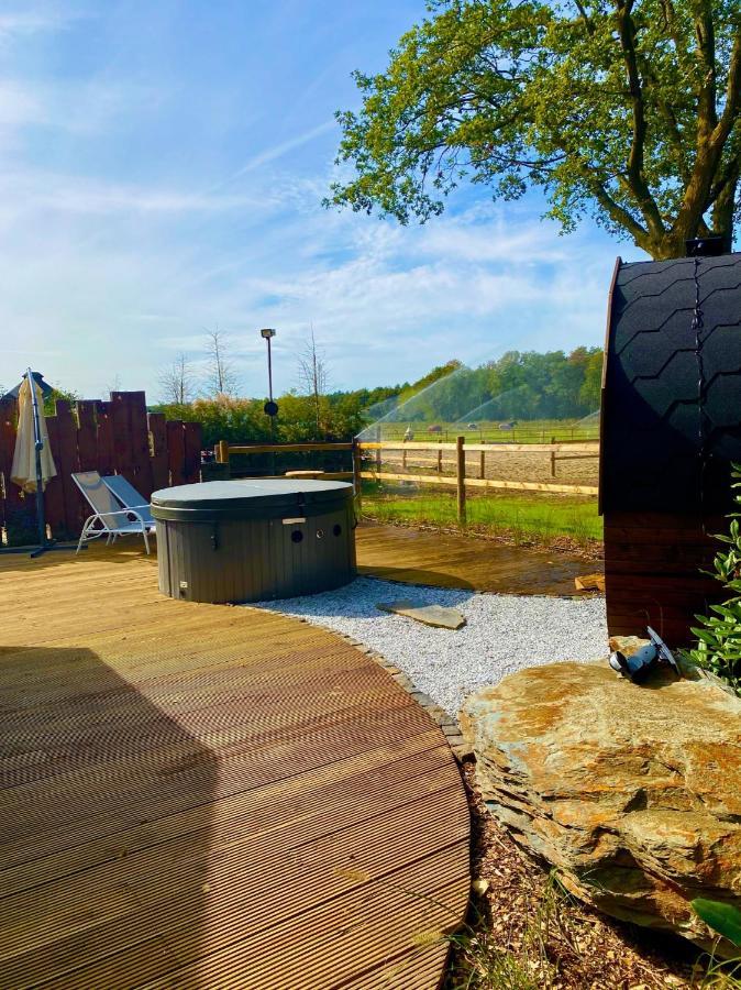 Luxe Finse Kota Met Jacuzzi En Saunabarrel De Zandhoef Eersel Zewnętrze zdjęcie